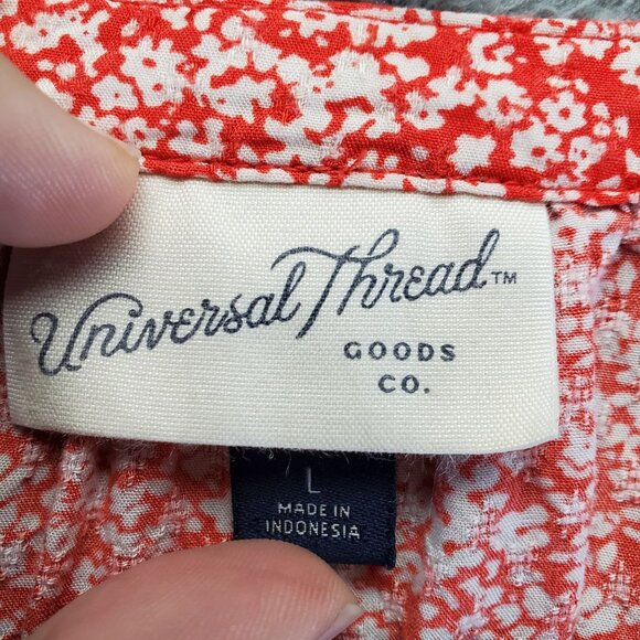 Universal Thread Top Womens Large Red Floral Button-Up Rayon Blouse - Picture 2 of 8